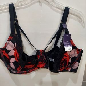 Cacique Seriously Sexy Balcony Bra. Size 44DDD Black and Red Floral Lace Bra